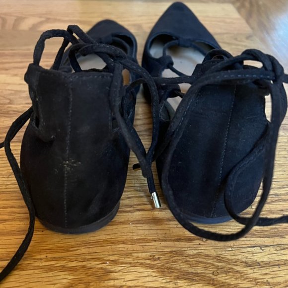 GAP Black Suede Lace Up Pointed Toe Ballet Flats - Size 7 - Picture 6 of 6